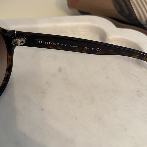 Burberry Women's Sunglasses and Case - Picture 5 of 14